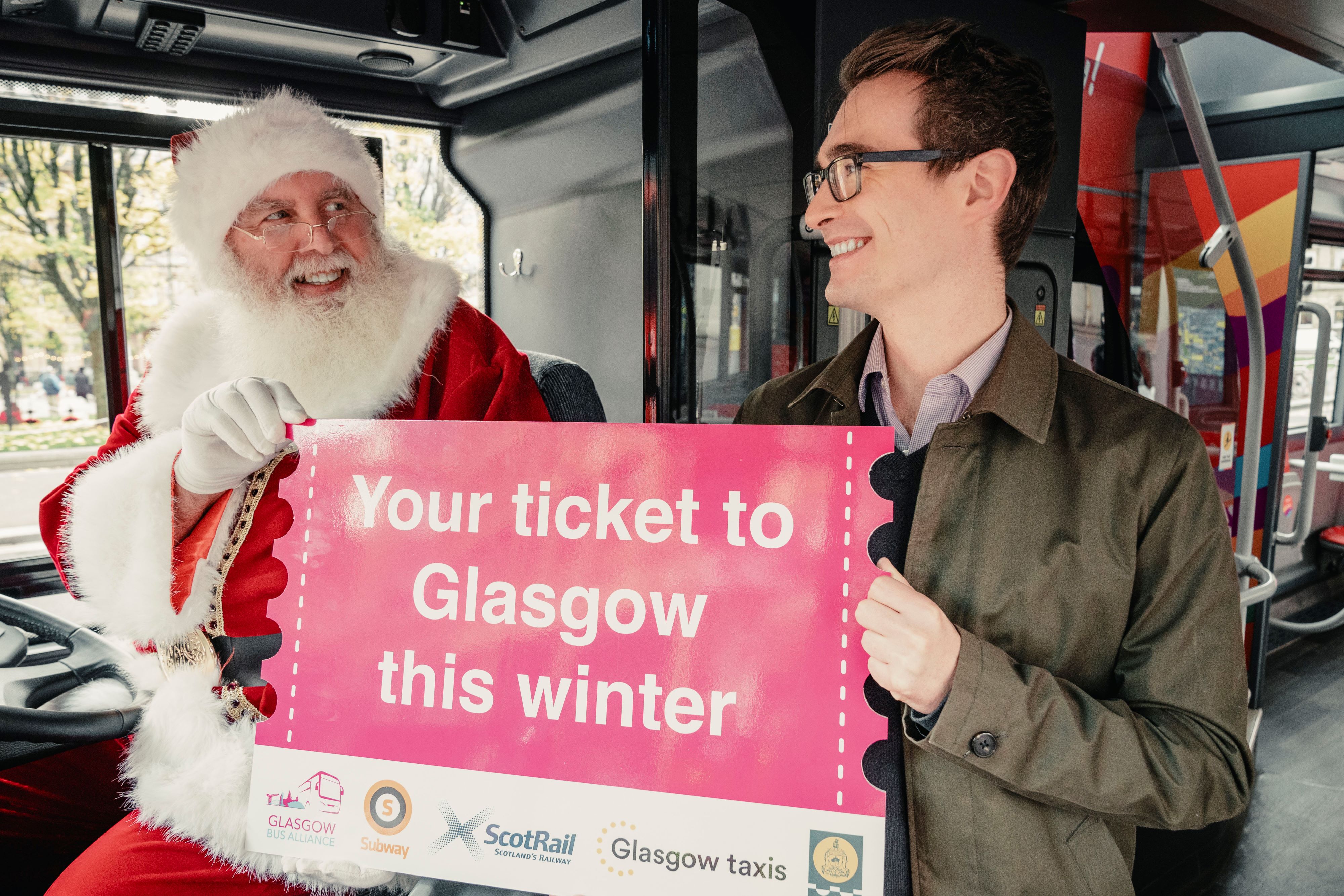 Choose Public Transport Santa driver with Cllr Millar .jpg